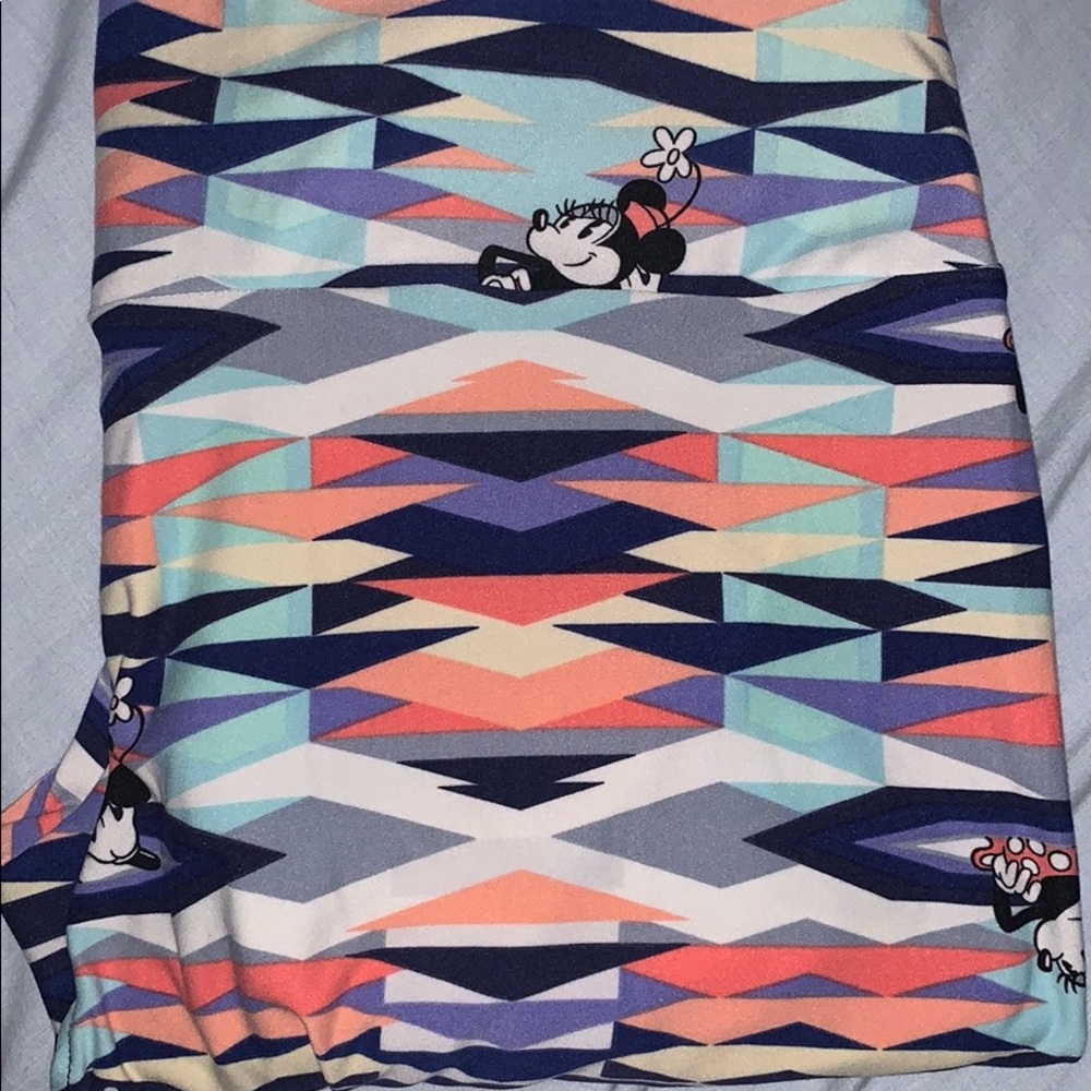 LULAROE Minnie Mouse leggings, excellent condition